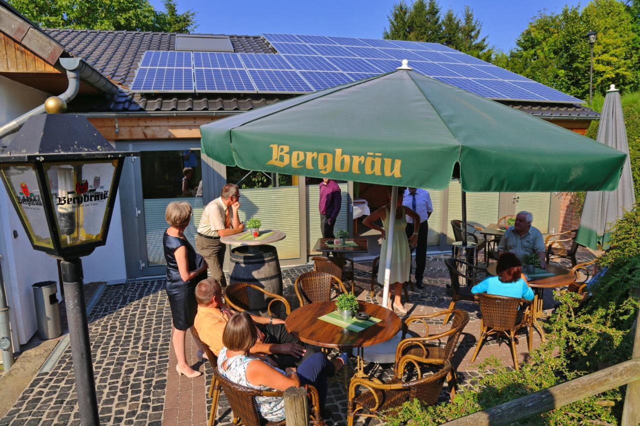 Landgasthaus Zur Linde Uslar Exteriör bild